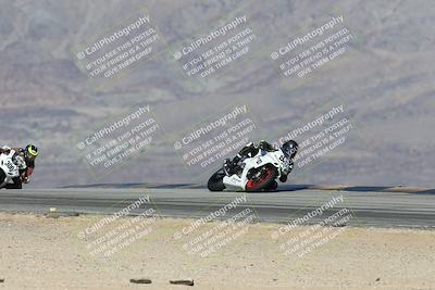 media/Dec-07-2025-CVMA (Sun) [[3e7d2de5dc]]/Race 7-Formula Lightweight Twins Shootout/